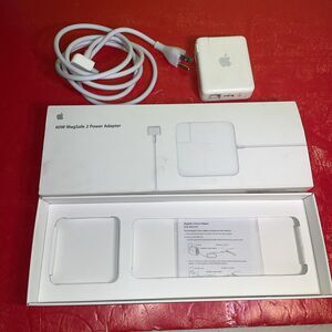 Apple Airport Express 54 Mbps Wireless N Base Station - White